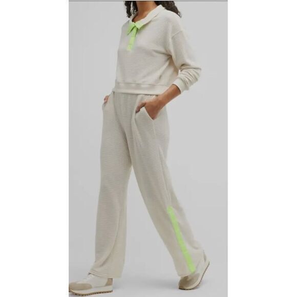 New!  Free People Movement Snow‎ Day Thermal Top, size XS - Picture 14 of 16